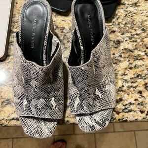 Marc Fisher snake block slides 8.5